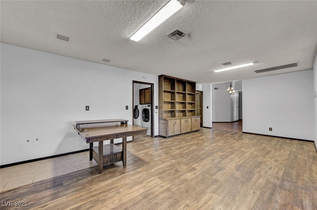 6975 Obannon Drive - Photo 13