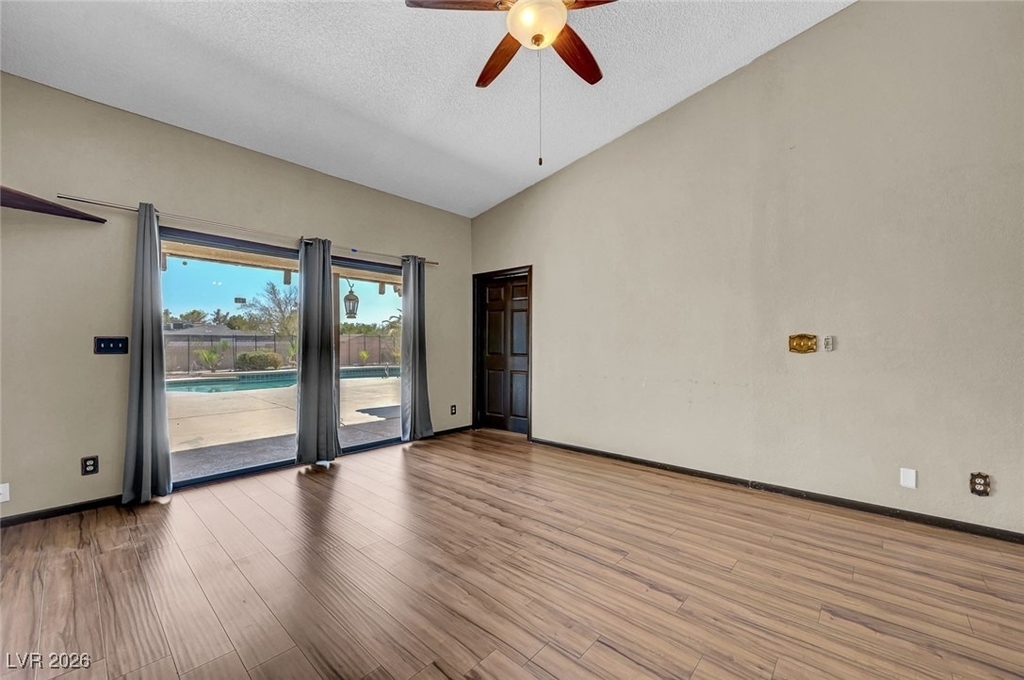 6975 Obannon Drive - Photo 9