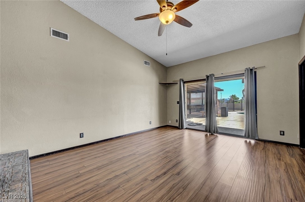 6975 Obannon Drive - Photo 6