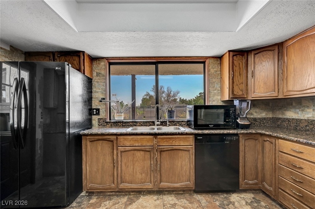 6975 Obannon Drive - Photo 22