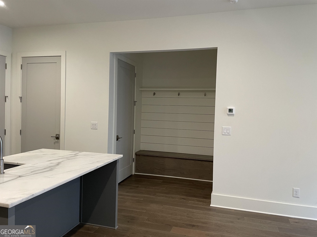 460 Heatherden Avenue - Photo 12