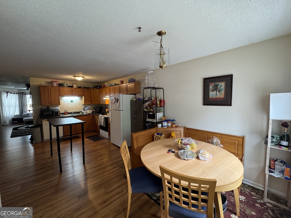 1850 Cedar Shoals Drive - Photo 3