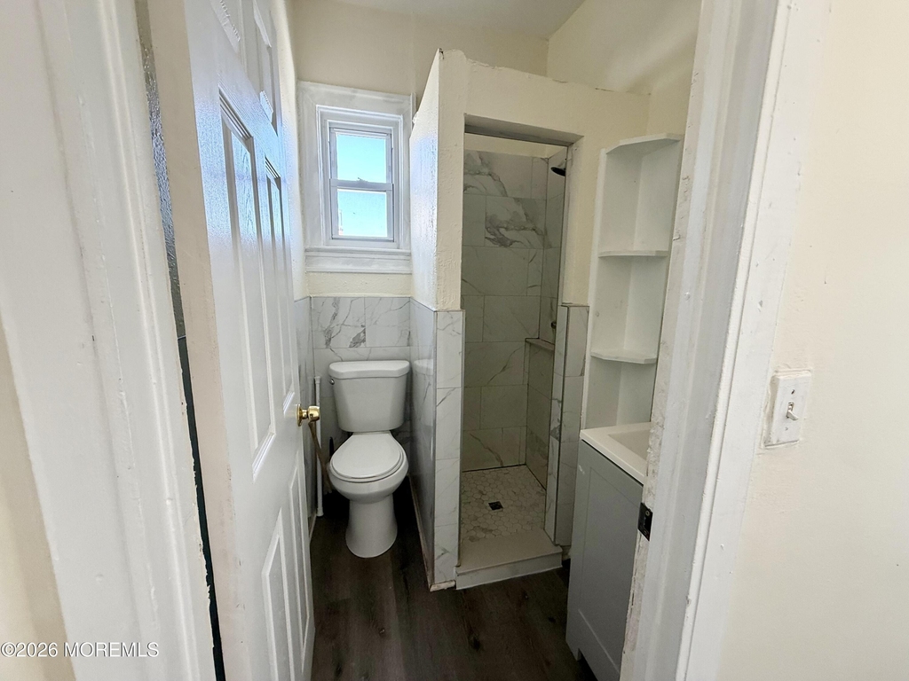 37 2nd Avenue - Photo 7