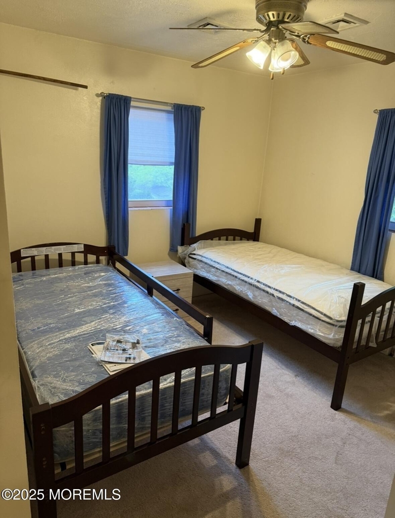 221 Harrison Avenue - Photo 32
