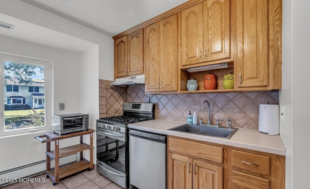 221 Harrison Avenue - Photo 12