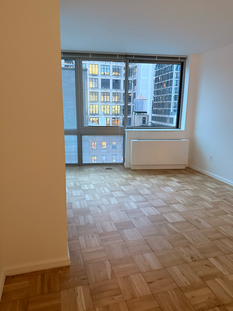 West 37th Street - Photo 1