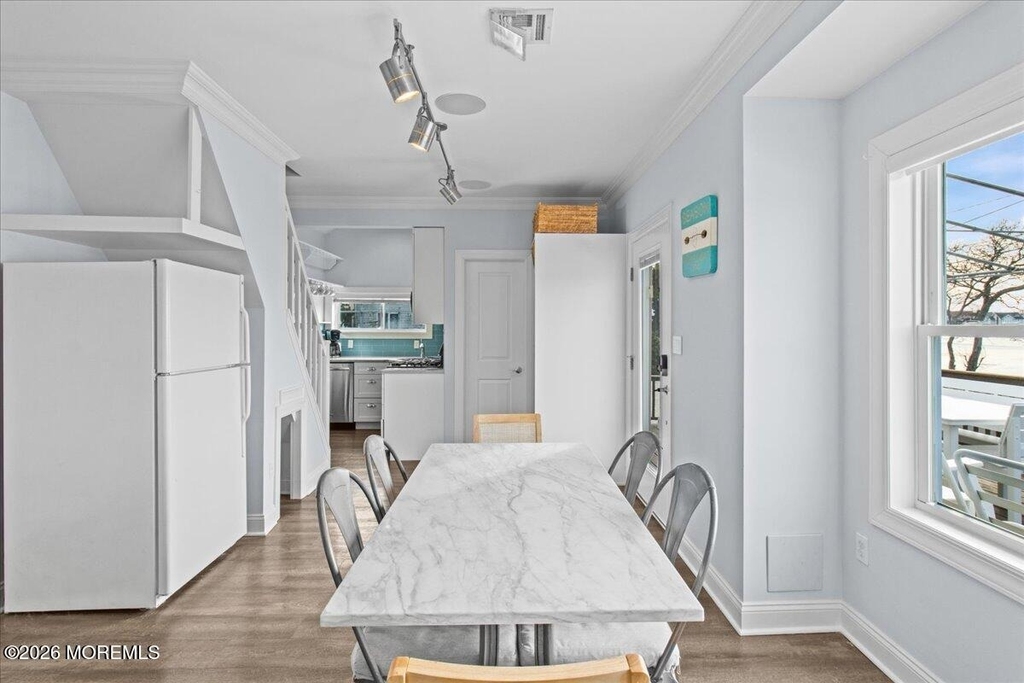 106 Makin Avenue - Photo 4