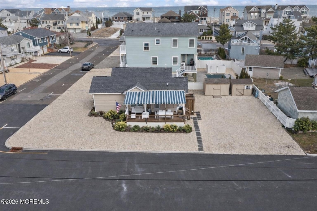 106 Makin Avenue - Photo 1
