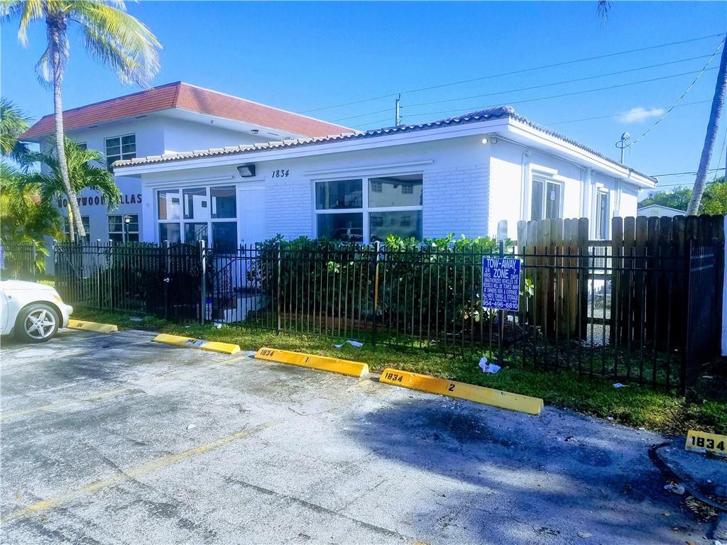 1826 Johnson Street - Photo 4