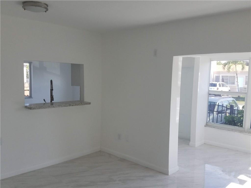 1826 Johnson Street - Photo 6