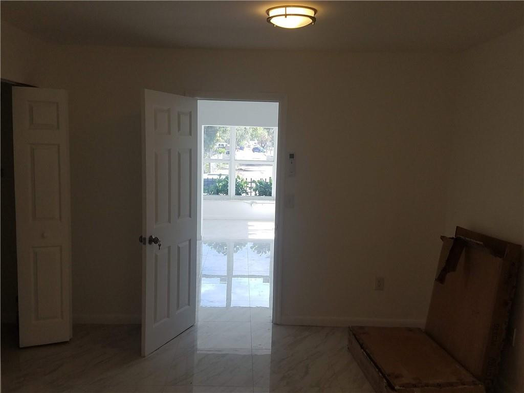 1826 Johnson Street - Photo 5