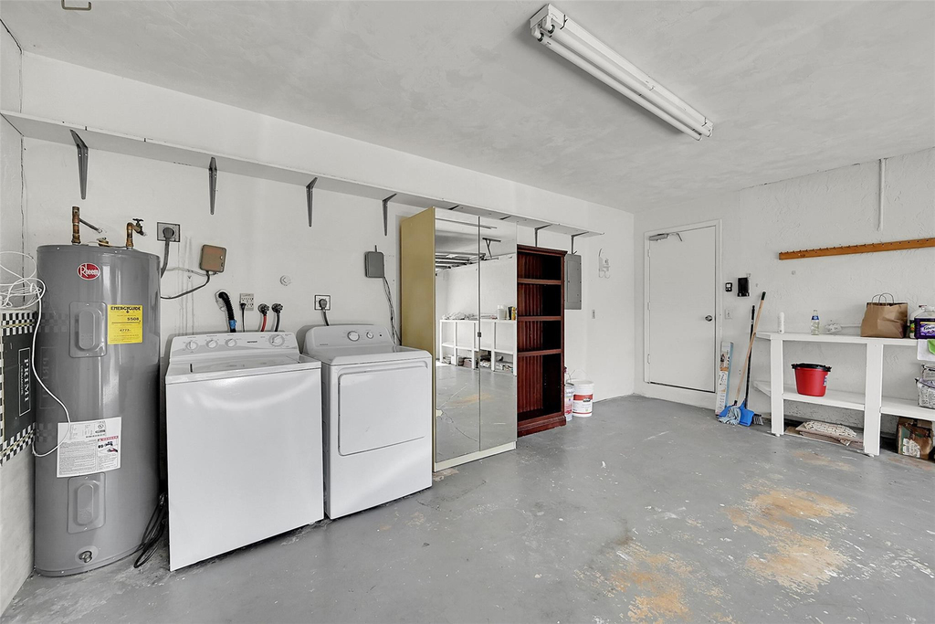 1361 Sw 26th Avenue - Photo 33