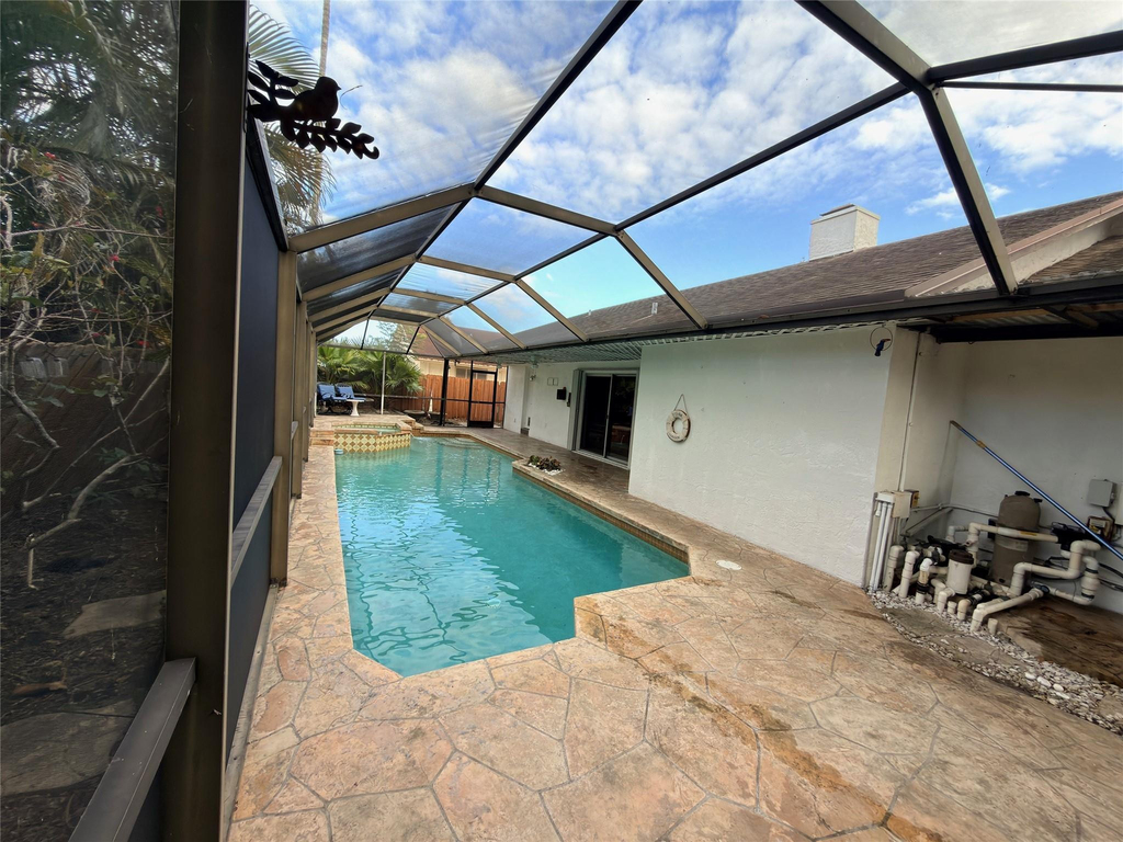 1361 Sw 26th Avenue - Photo 35