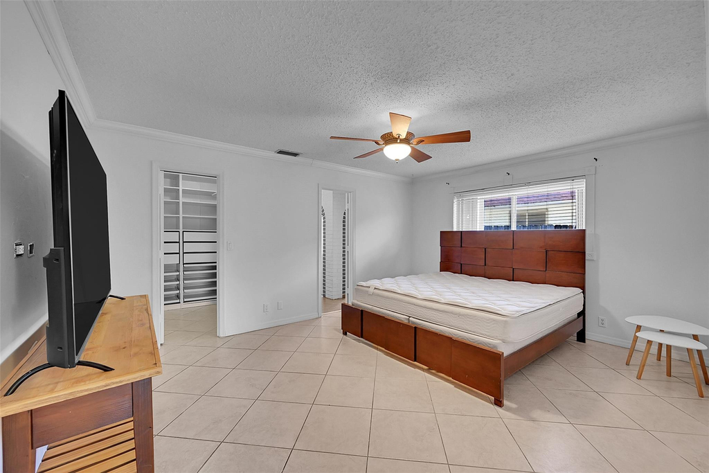 1361 Sw 26th Avenue - Photo 26