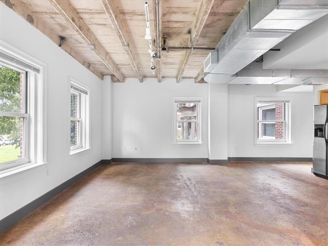 329 E Colorado Boulevard - Photo 8