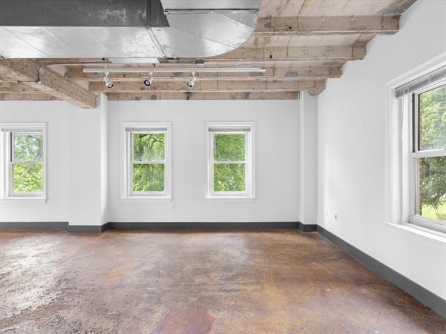 329 E Colorado Boulevard - Photo 4