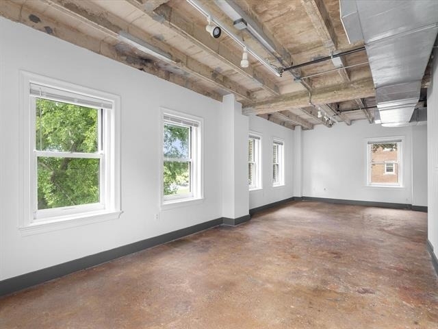 329 E Colorado Boulevard - Photo 16