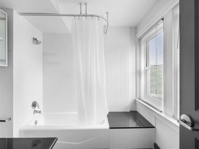 329 E Colorado Boulevard - Photo 14