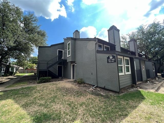 9696 Walnut Street - Photo 0