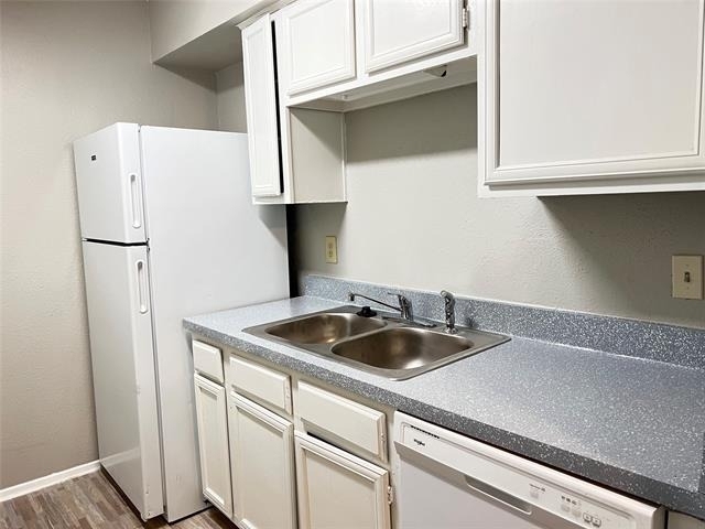 9696 Walnut Street - Photo 16