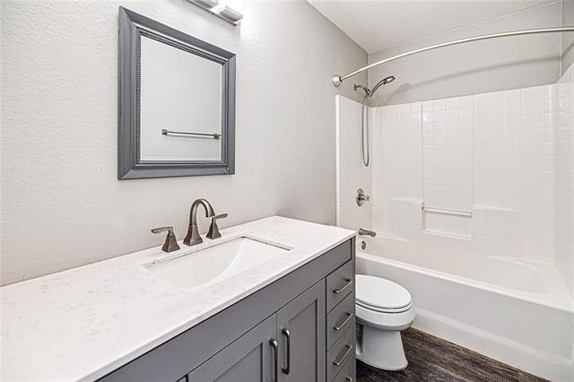 3817 Gilbert Avenue - Photo 4