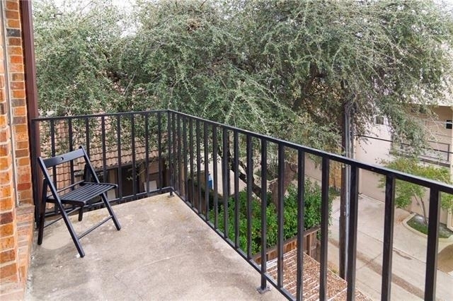 3817 Gilbert Avenue - Photo 5
