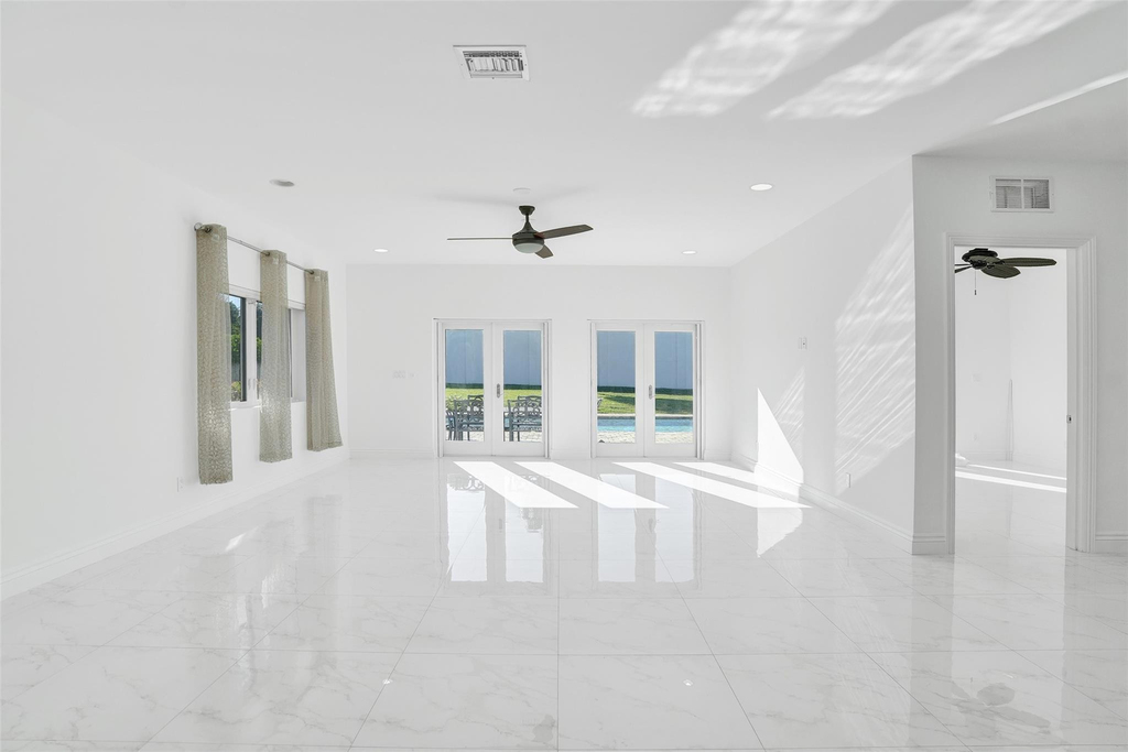 26 Cayuga Road - Photo 9