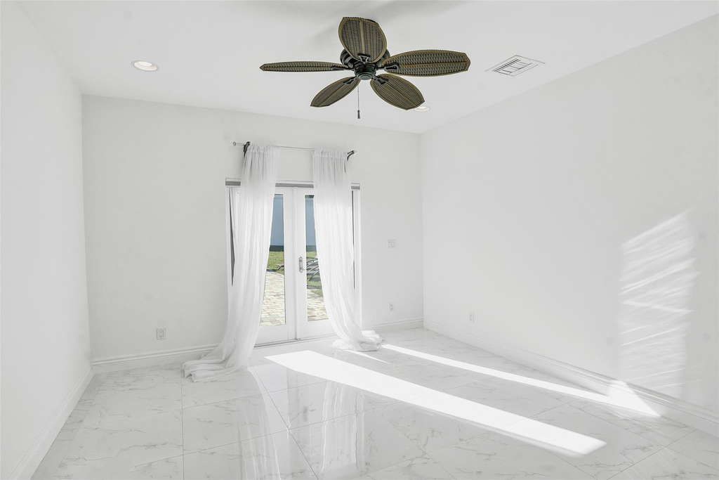 26 Cayuga Road - Photo 19
