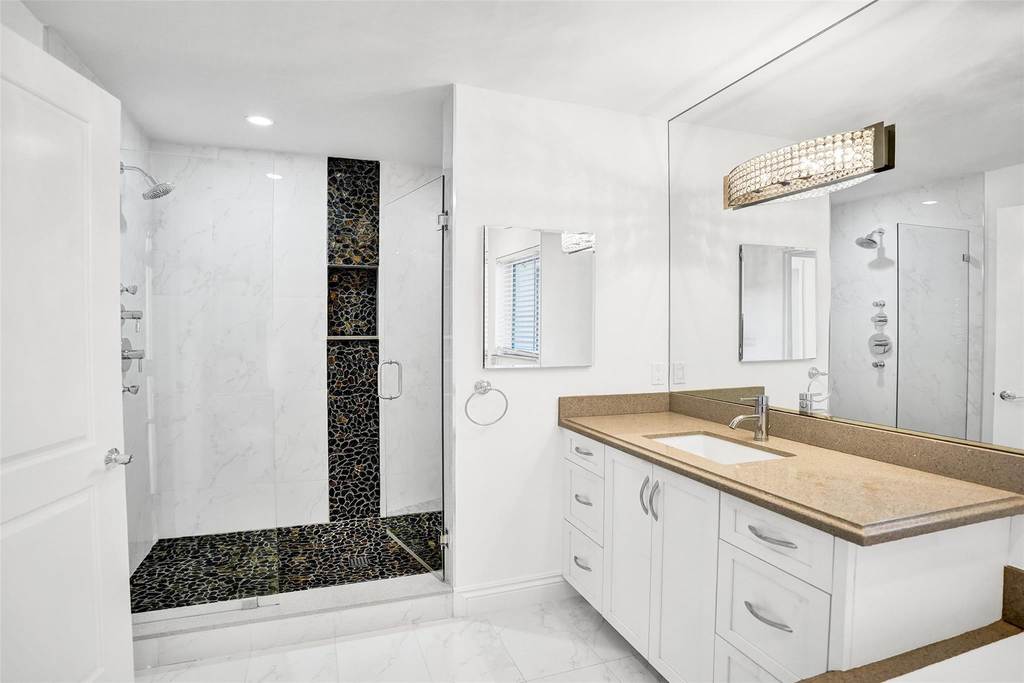 26 Cayuga Road - Photo 17