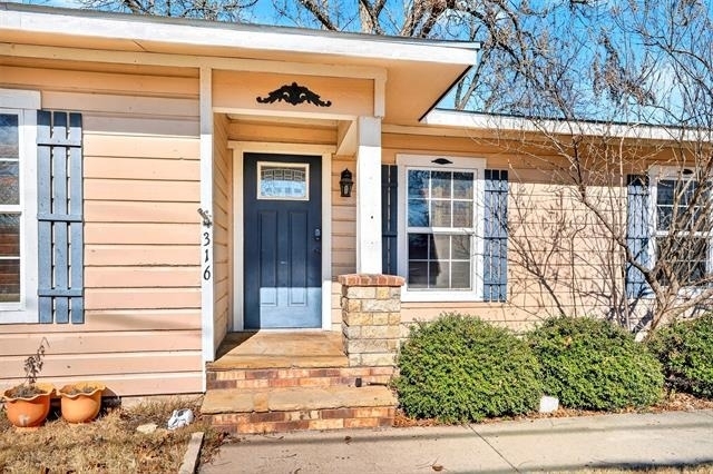 316 W Rucker Street - Photo 3