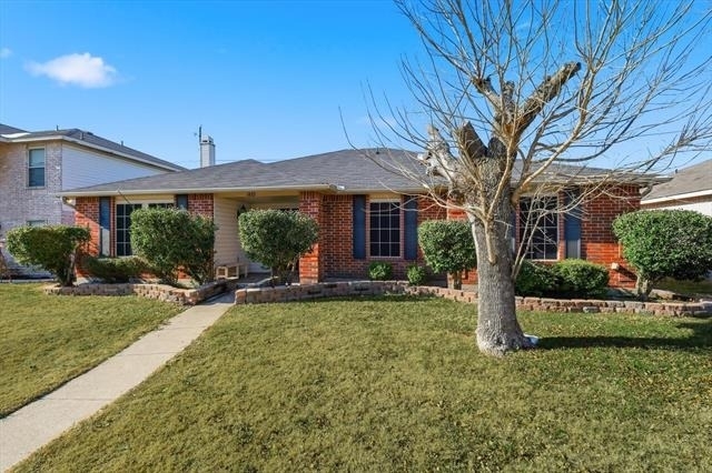 1452 Hickory Creek Lane - Photo 1