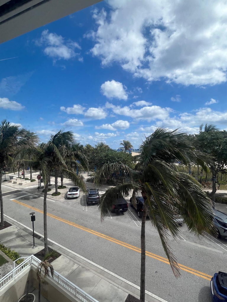 133 N Pompano Beach Boulevard - Photo 20
