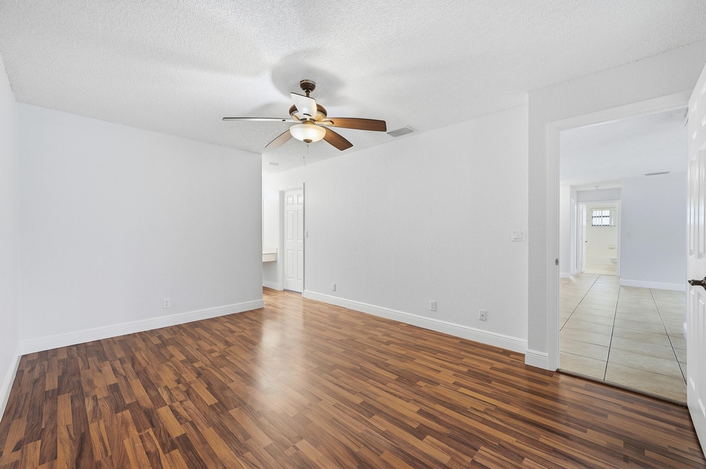2486 Nw 49th Terrace - Photo 33