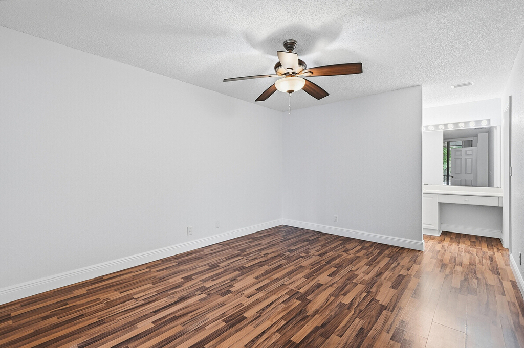 2486 Nw 49th Terrace - Photo 32