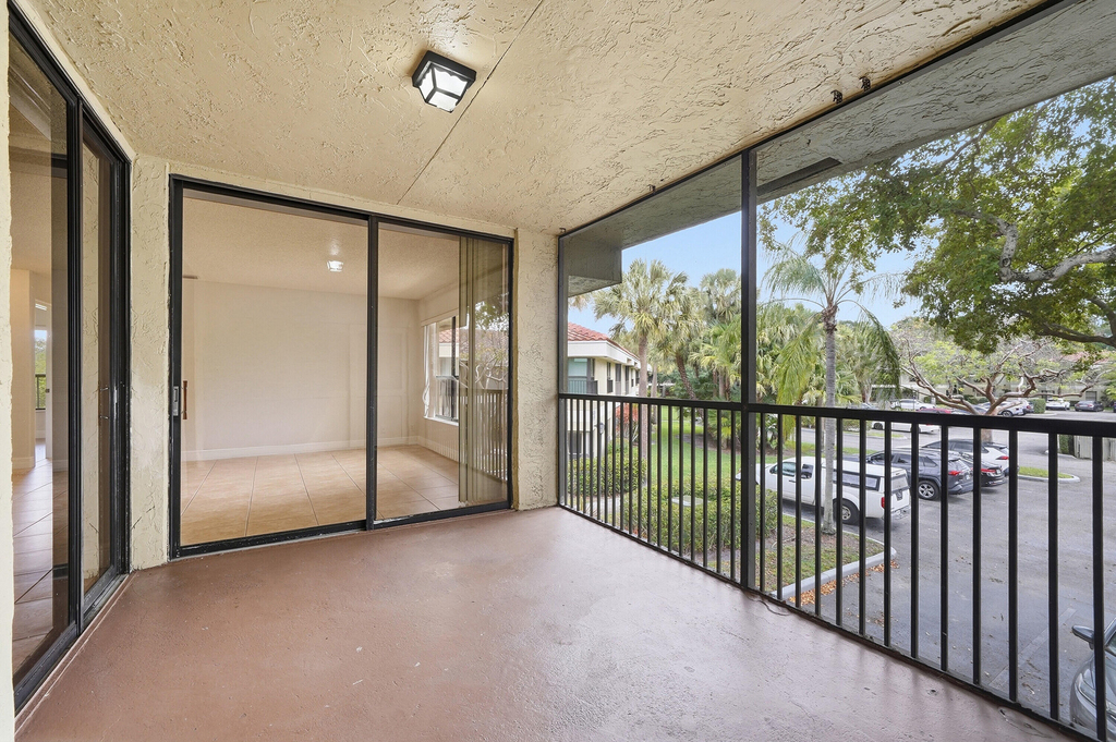 2486 Nw 49th Terrace - Photo 38