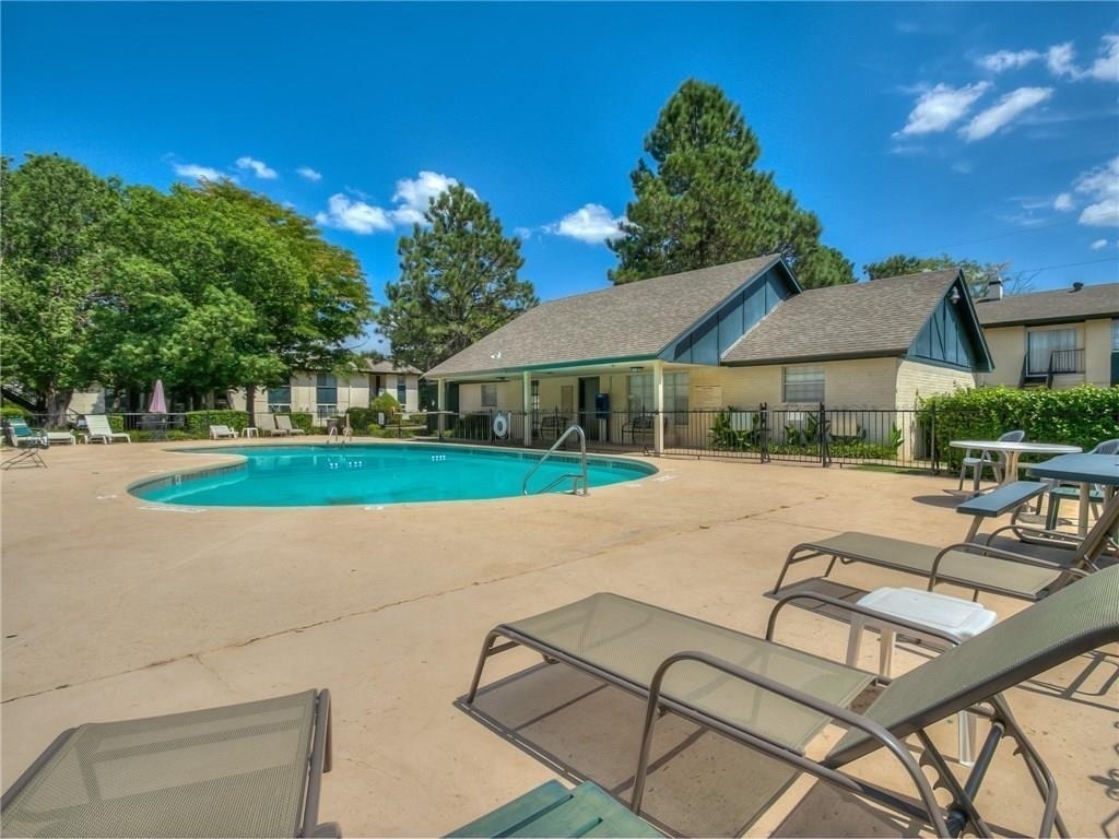 1703 E Lindsey Street - Photo 48