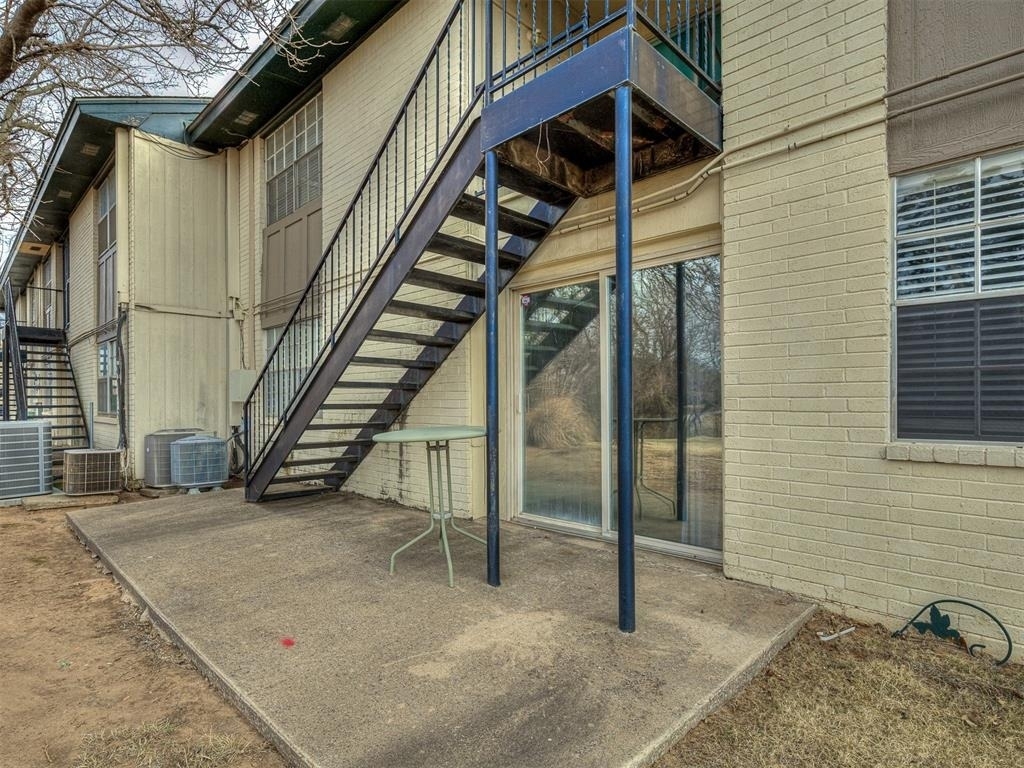 1703 E Lindsey Street - Photo 37
