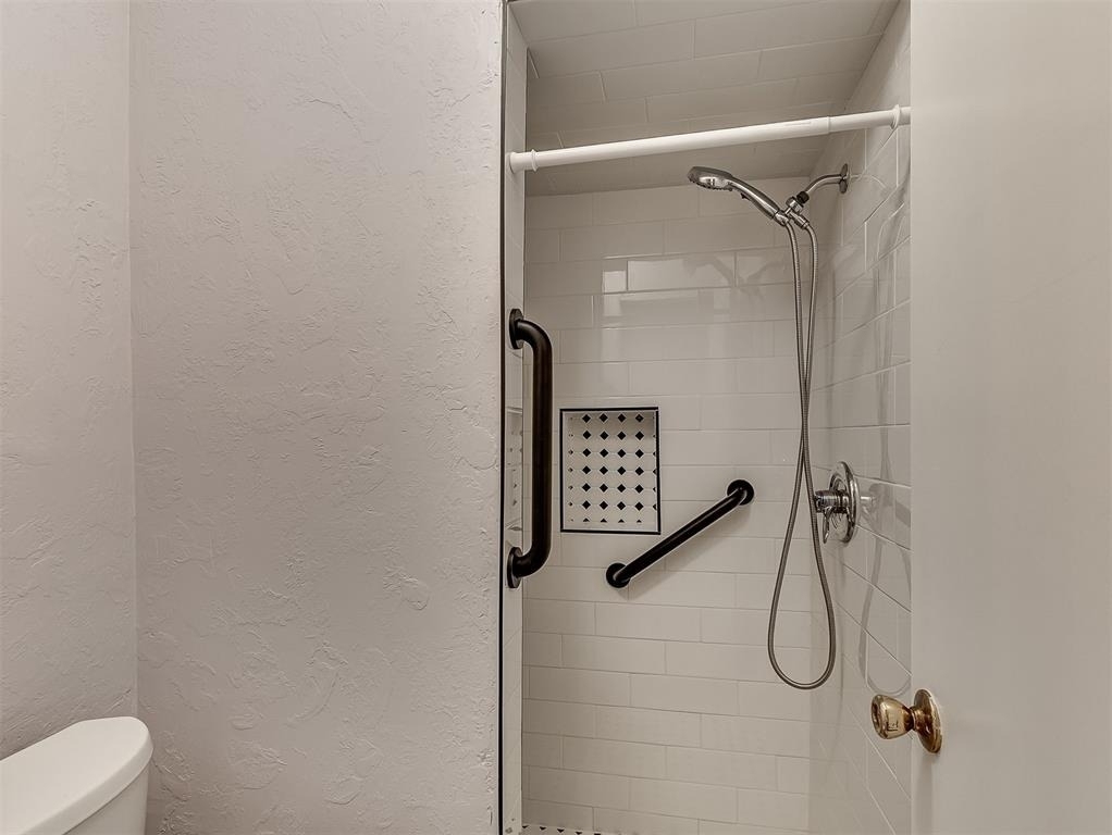 1703 E Lindsey Street - Photo 27