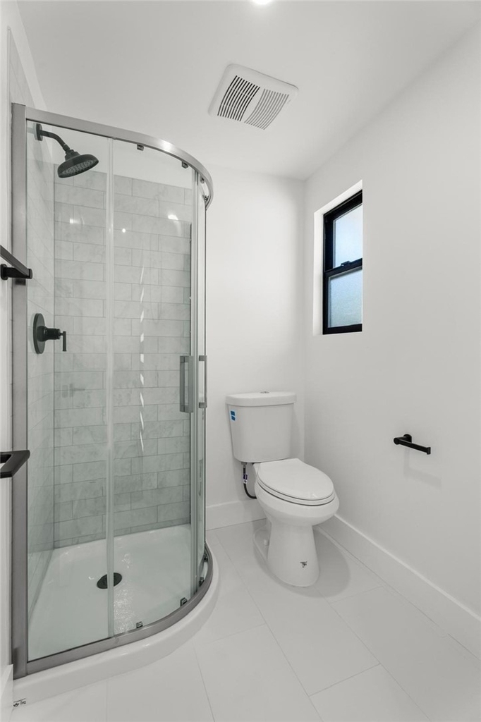 19701 Blythe Street - Photo 30