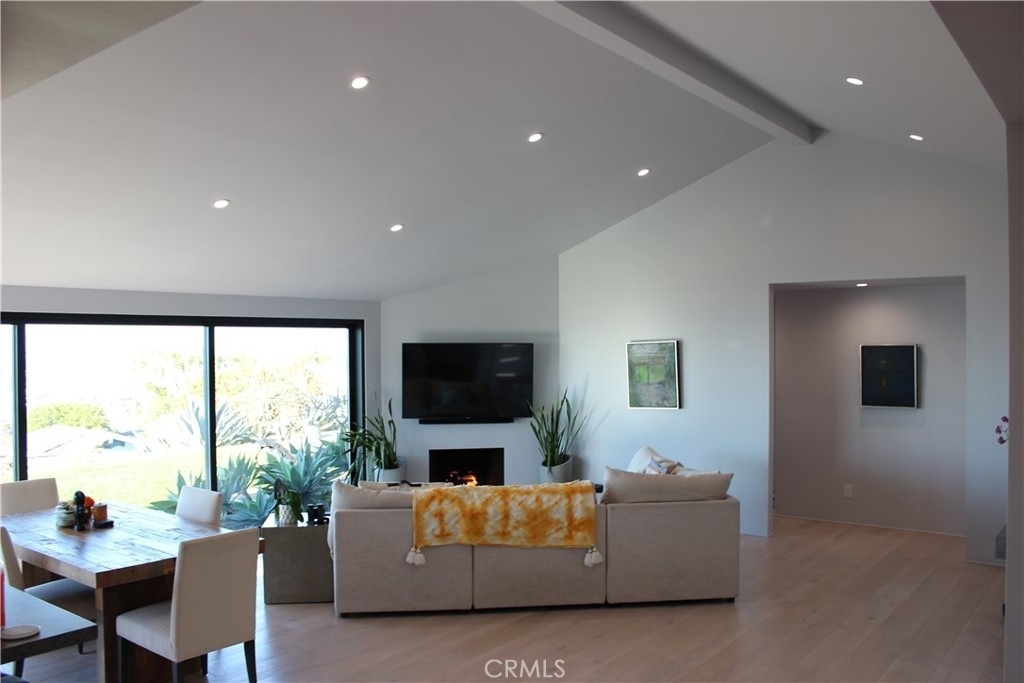 161 Via Pasqual - Photo 4