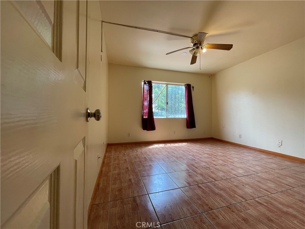 1349 Walnut Avenue - Photo 5