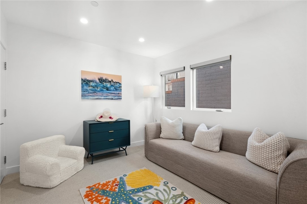 1576 E Ocean Boulevard - Photo 13