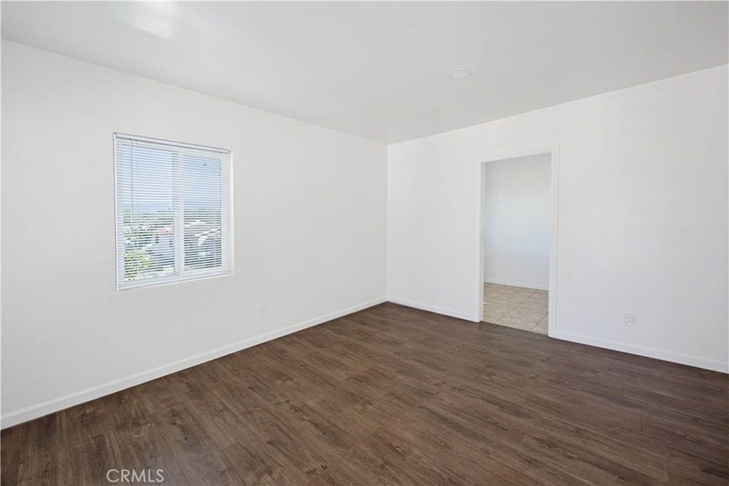 2770 Marengo - Photo 2