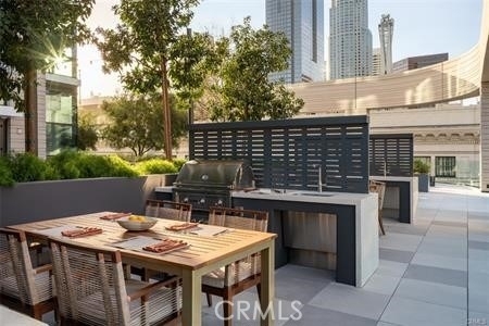 400 S Broadway - Photo 8