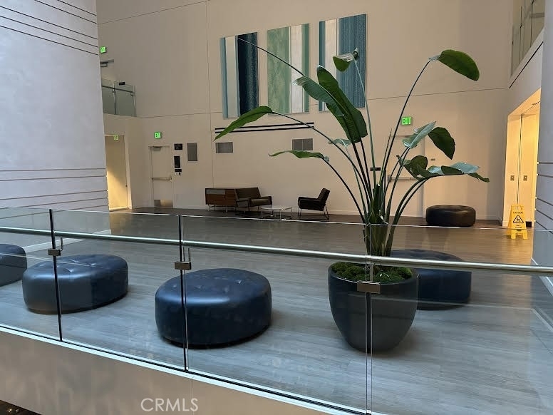 400 S Broadway - Photo 18
