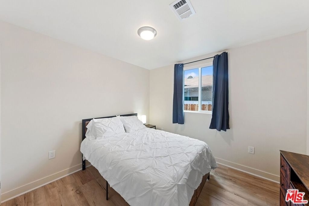 5912 S Flower Street - Photo 22