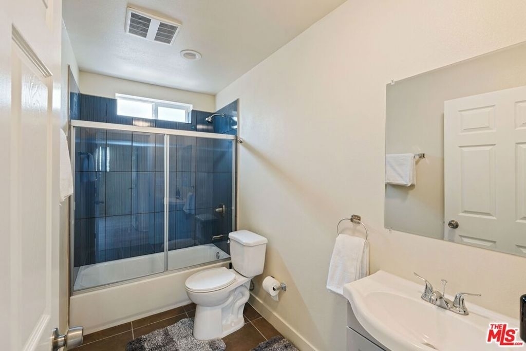 5912 S Flower Street - Photo 38