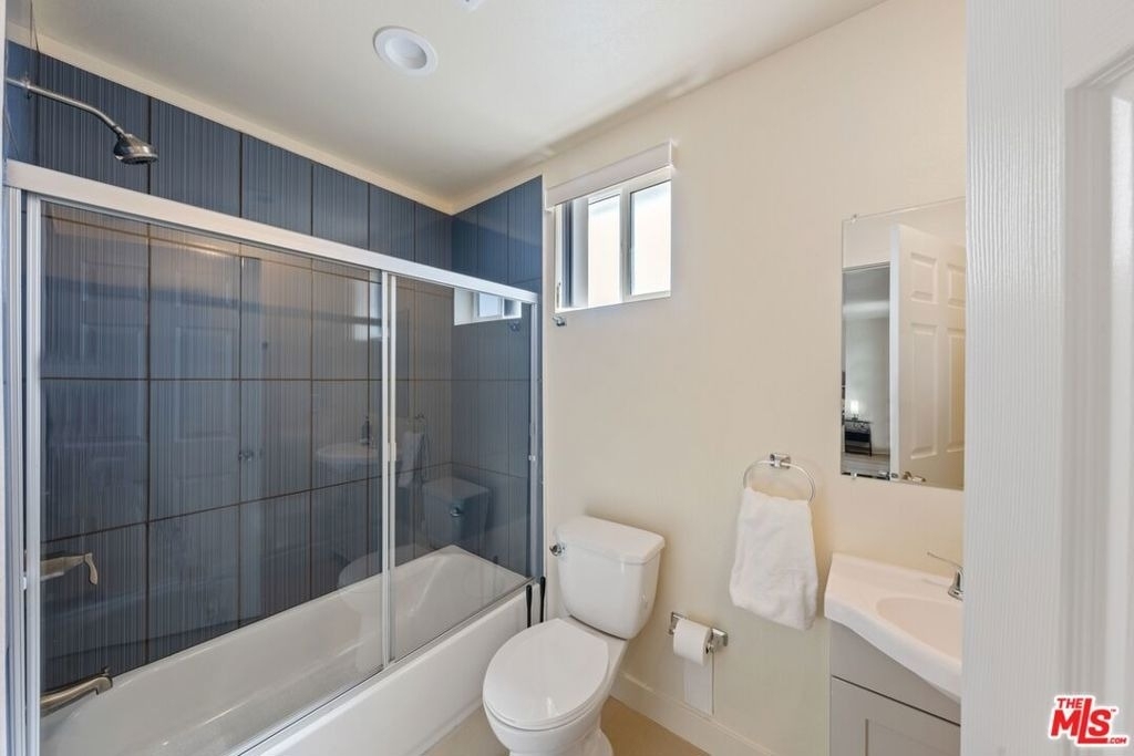 5912 S Flower Street - Photo 45