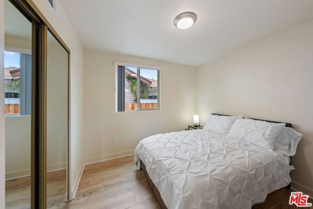 5912 S Flower Street - Photo 35