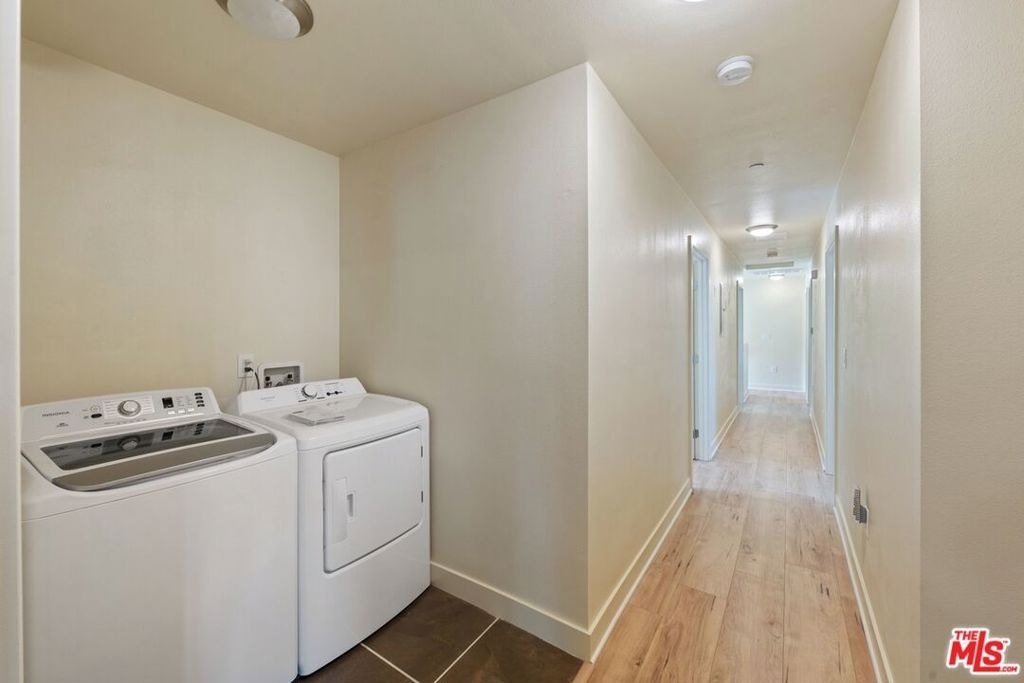 5912 S Flower Street - Photo 52
